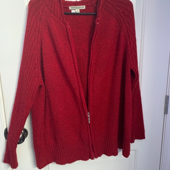 Ribbed Red Zip-up Sweter - Picture 2 of 3